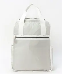 レスポートサック　CR URBAN BACKPACK　￥29700　ブラン
