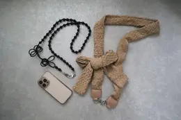 スマホ　ショルダー　ストラップ　ママ　おすすめ　キャセリーニ