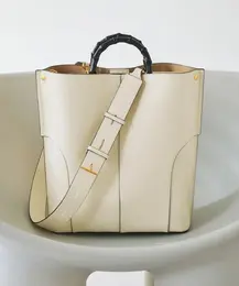 ロペ エポール　BAMBOO BAG Large　オフホワイト