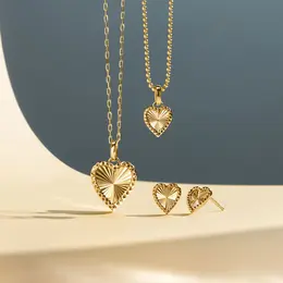 に“自分自身を輝かせる”という想いが込められたシリーズ”ETCHED HEART”