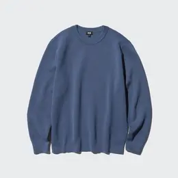 ユニクロ「ウォッシャブルミラノリブクルーネックセーター」のブルーのブツ写真