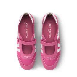 新作ウィメンズシューズ｢LV スニーカリーナ メリージェーン｣　ピンク　アッパー