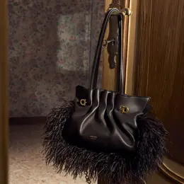 【フォトギャラリー】新作続々♪ 手に入れたいバッグをチェック！_1_2