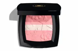 CHANEL　シャネル　ホリデー 2025 限定コスメ レ　シーニュ　ドゥ　シャネル 997 ローズ ルミエール