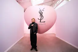 平野紫耀　YSL LOVESHINE FACTORY
