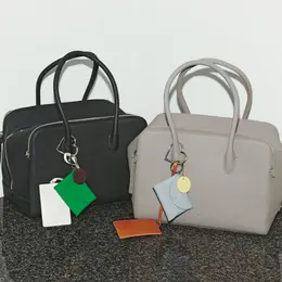 大人におすすめの最旬スニーカー PhotoGallery　_1_4