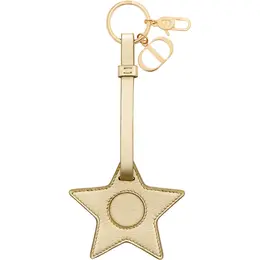 DIOR（ディオール）の「スター キーホルダー & AirTagケース」