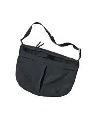 ユニクロ ユー　パッカブルショルダーバッグ￥2990