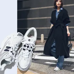 【大人の白スニーカー】通勤や街歩きにも（写真）_1_6