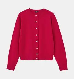 プラステ　エクストラファインメリノウールブレンドメタルボタンカーディガン　￥8990